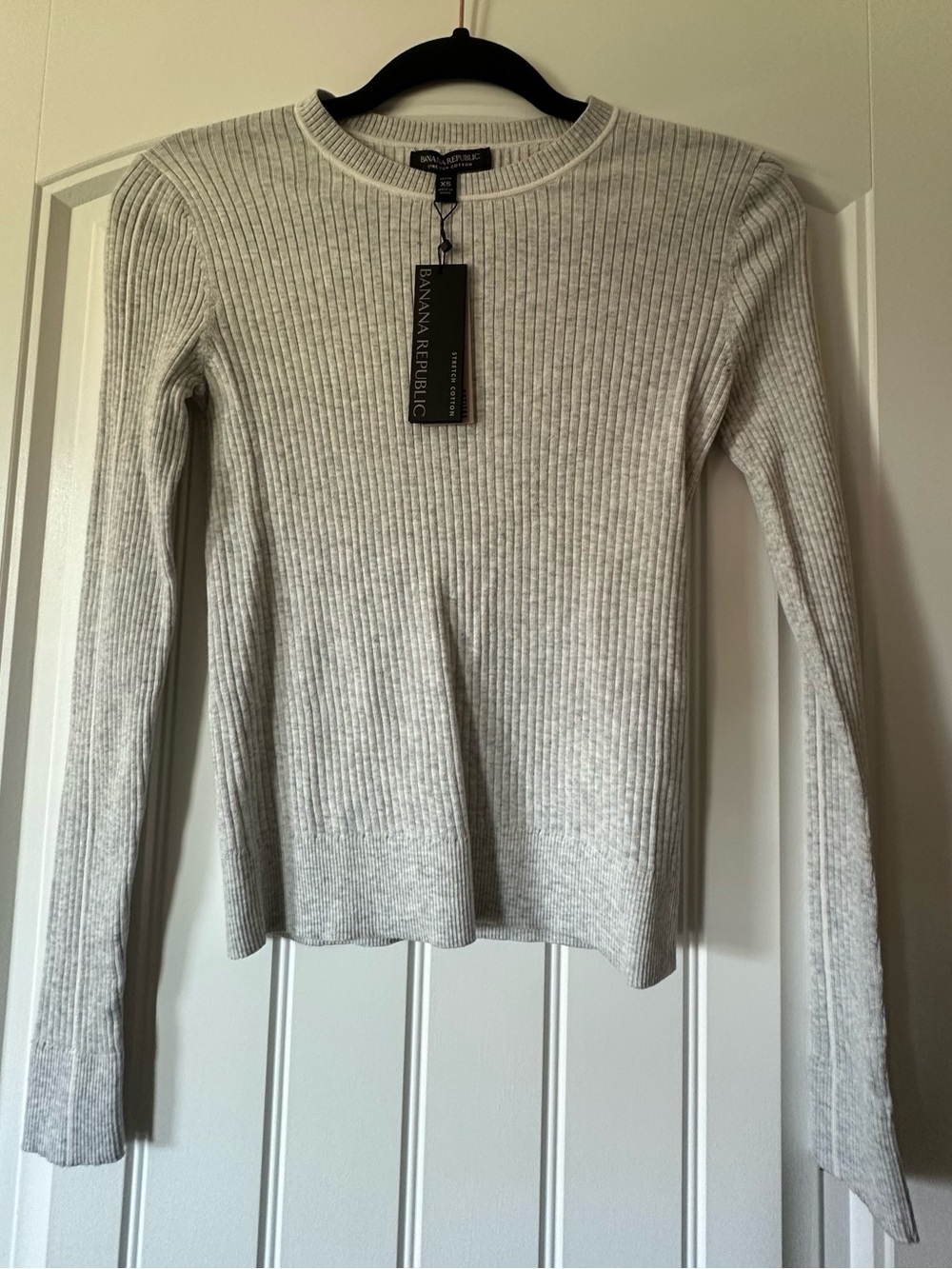 Banana Republic Light Gray Ribbed Crewneck Sweater